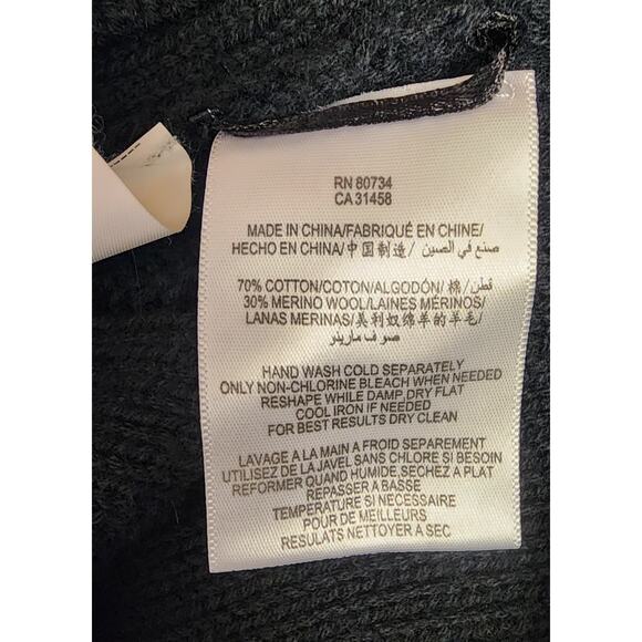 BCBG MAXAZRIA Women's Black Merino Wool Short Sleeve Button Up Sweater Sz XS - Picture 9 of 9